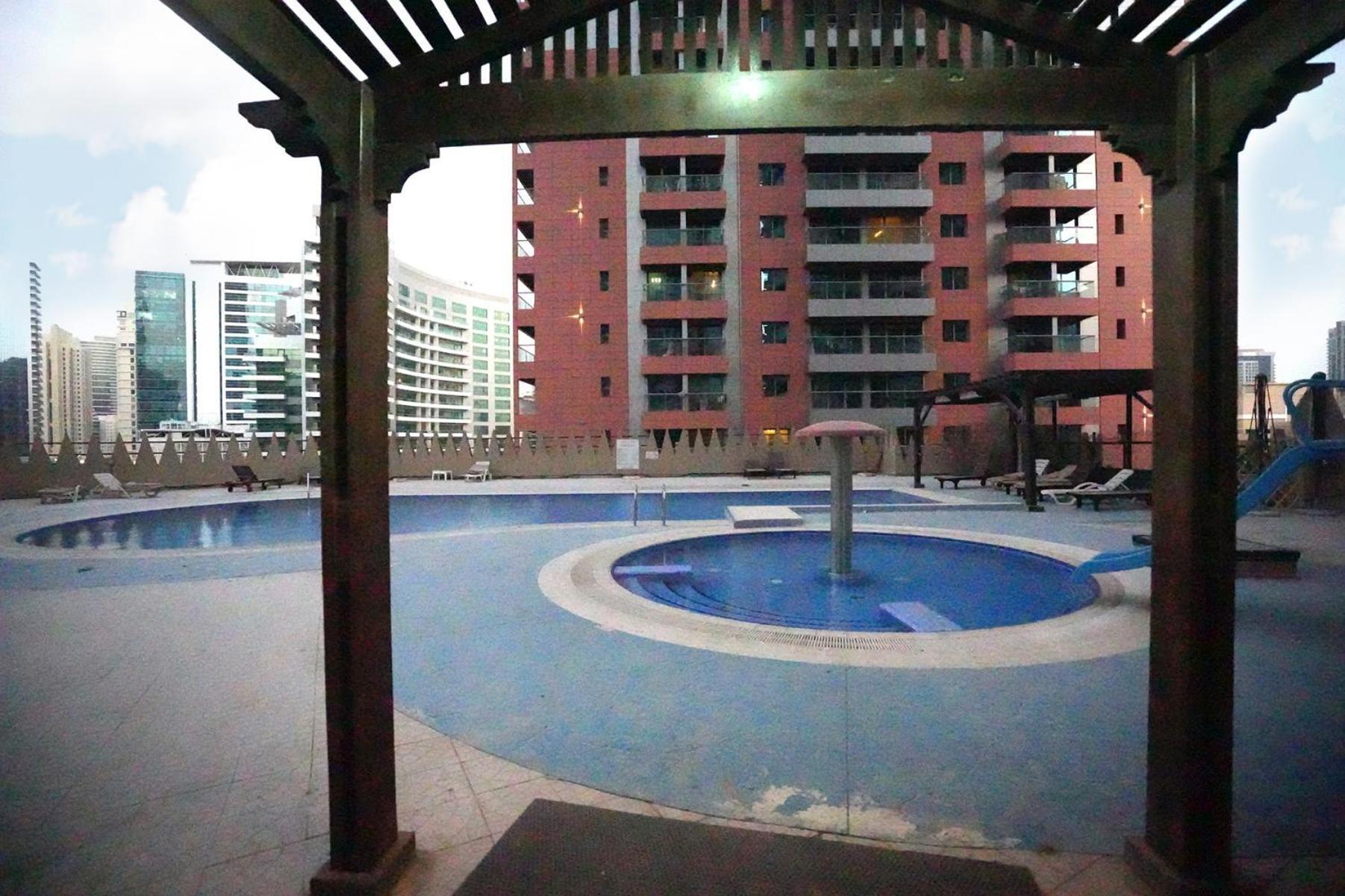 Horizon View Partition Room In Barsha Heights Near Metro 迪拜 外观 照片