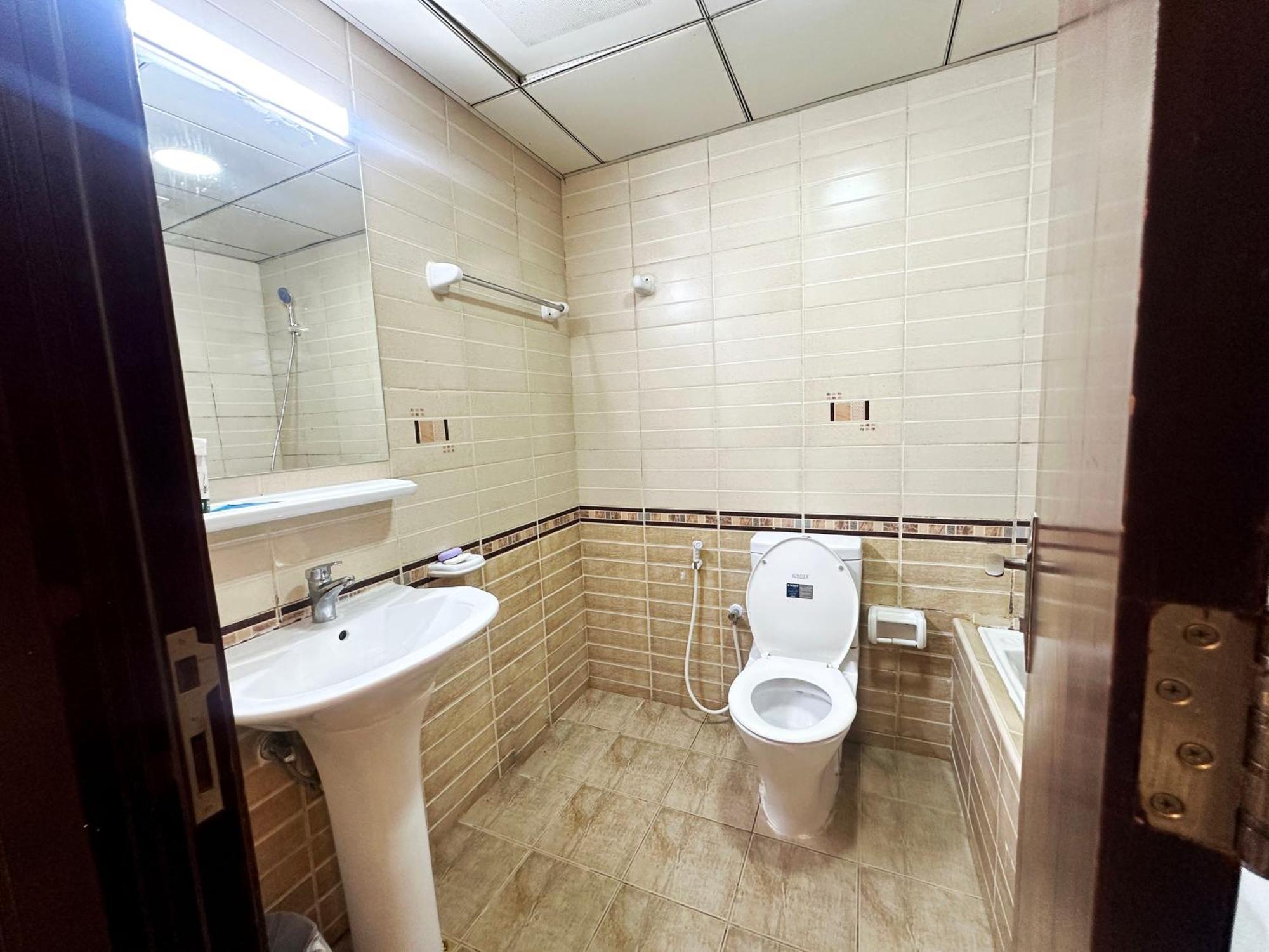 Horizon View Partition Room In Barsha Heights Near Metro 迪拜 外观 照片