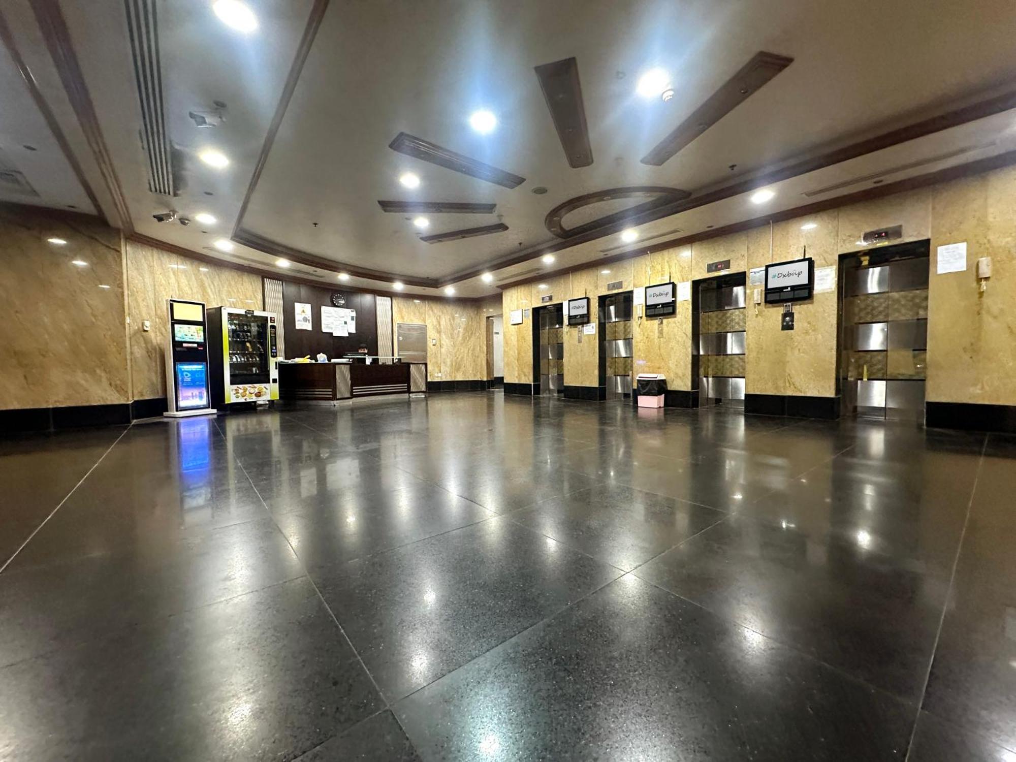 Horizon View Partition Room In Barsha Heights Near Metro 迪拜 外观 照片